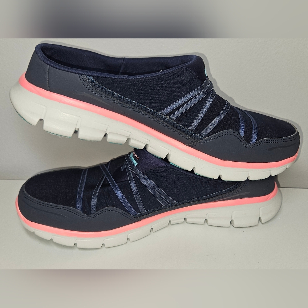 Skechers Synergy Women's Sport Air Streamer Slip-On Mule Sneakers, Sz 8.5 - Picture 9 of 9